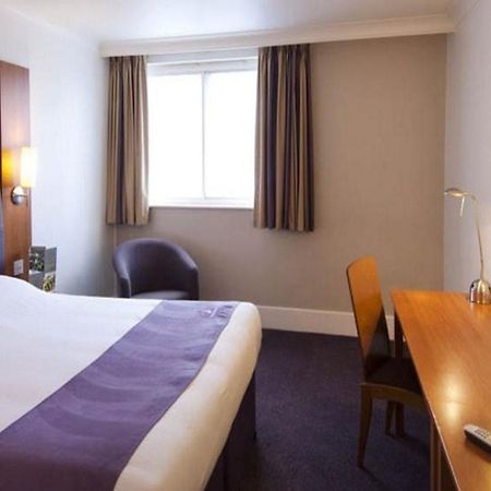 Premier Inn Melton Mowbray Exterior photo